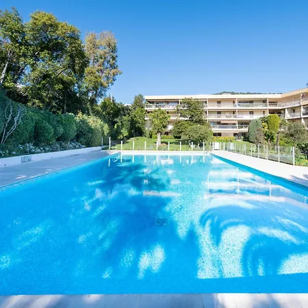 Apartamento Spacious 2-br In A With Pool *