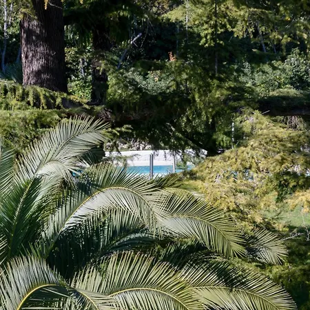 Διαμέρισμα Spacious 2-br In A With Pool