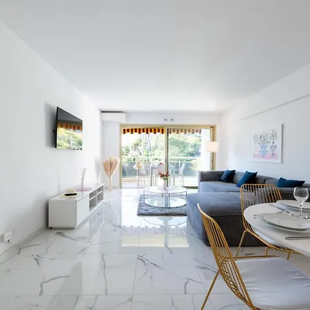 Apartamento Spacious 2-br In A With Pool *
