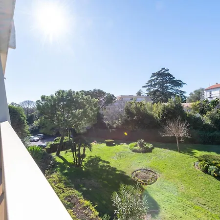 公寓 Spacious 2-br In A With Pool *